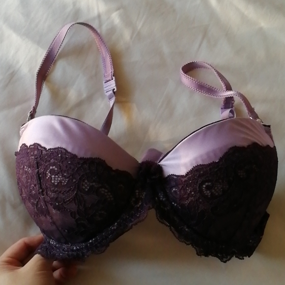 (3/$45) Washed, never worn purple lace Charade bra - Picture 5 of 6